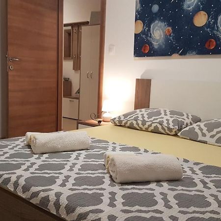 Apartment Orange Brist Pula Exterior photo